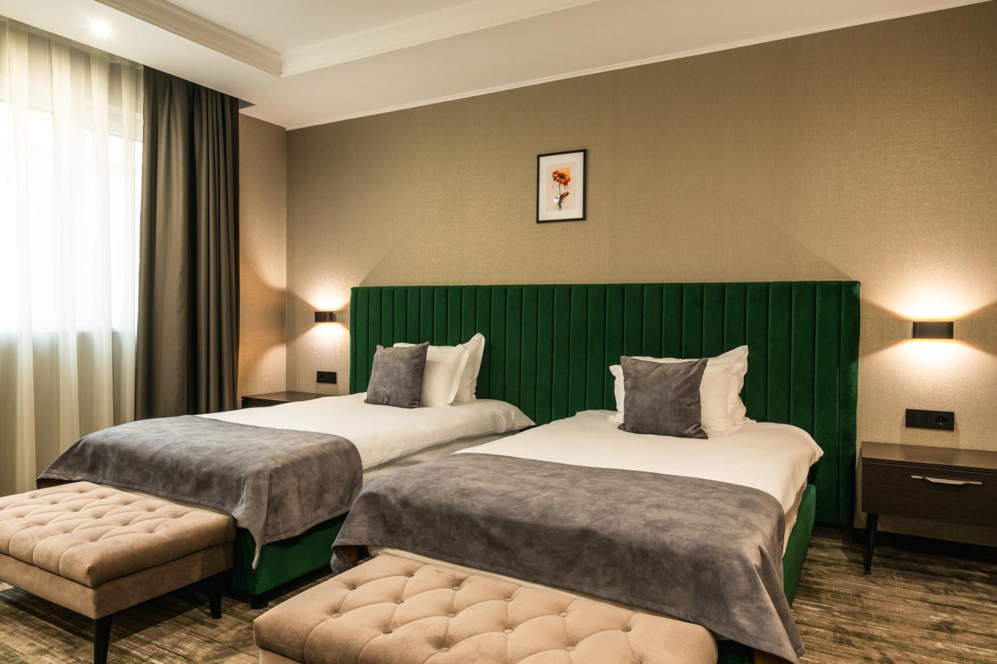 Empire Balneo & Spa Hotel Hisarea Exterior foto