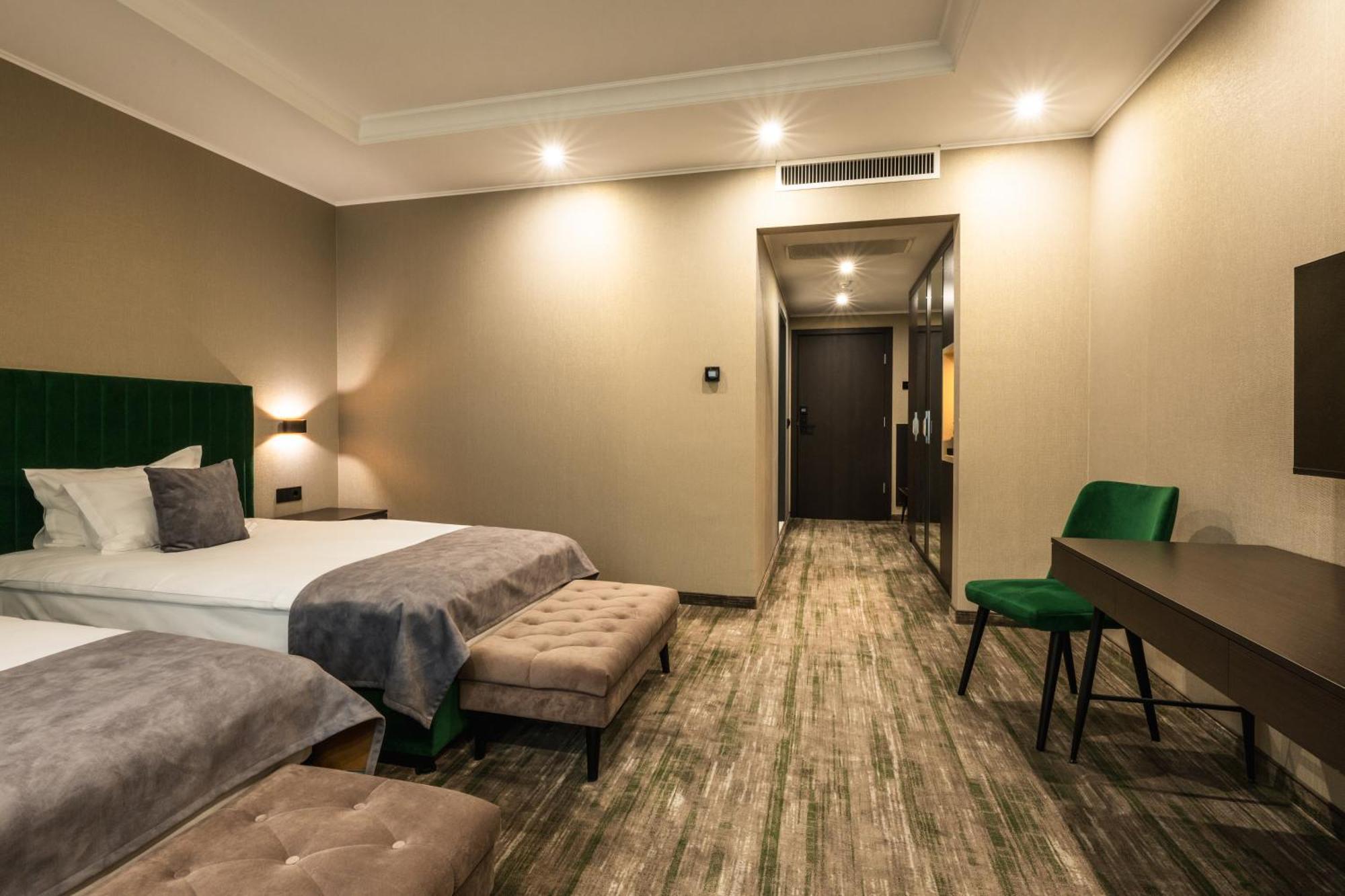 Empire Balneo & Spa Hotel Hisarea Exterior foto