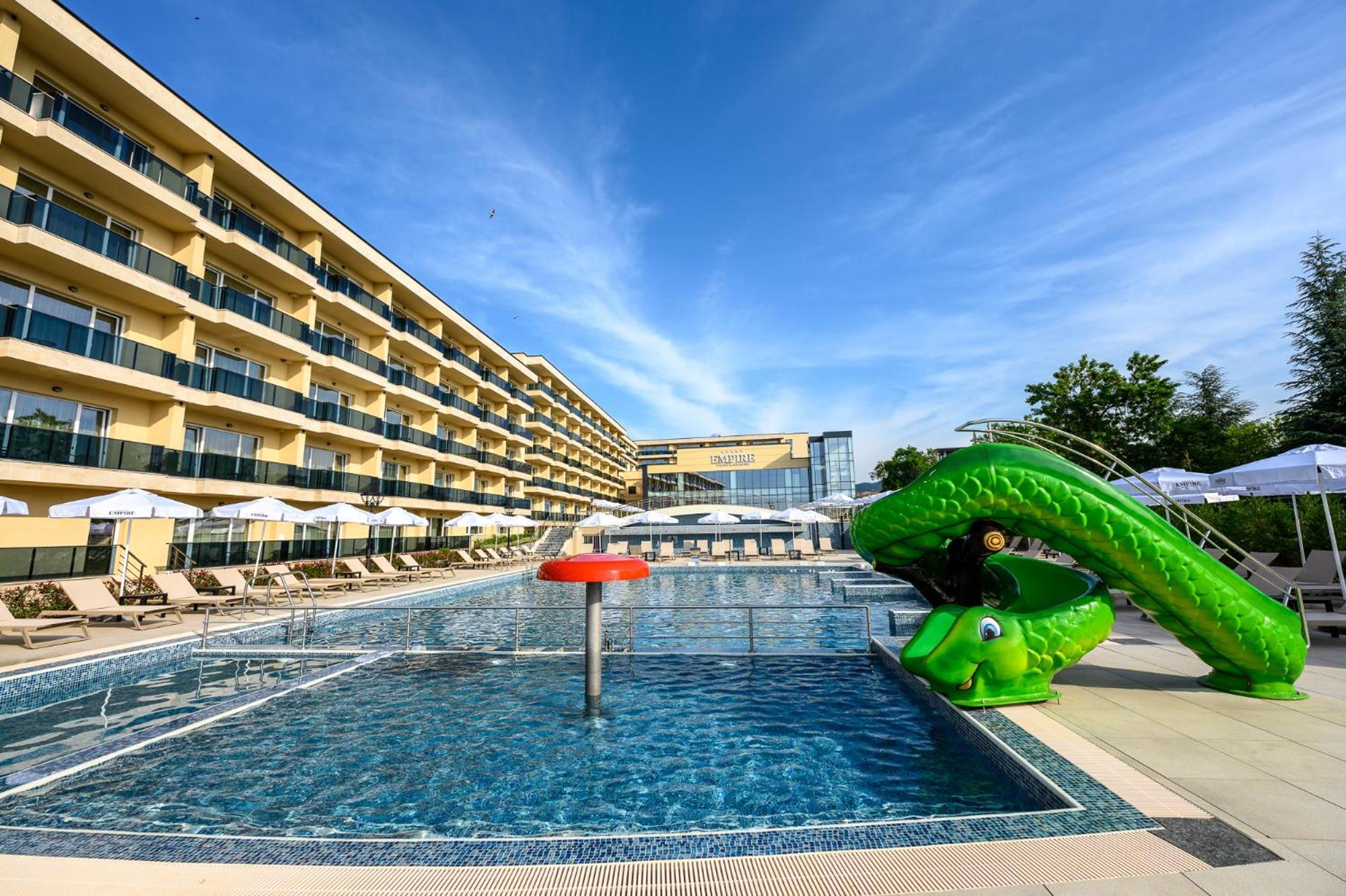 Empire Balneo & Spa Hotel Hisarea Exterior foto