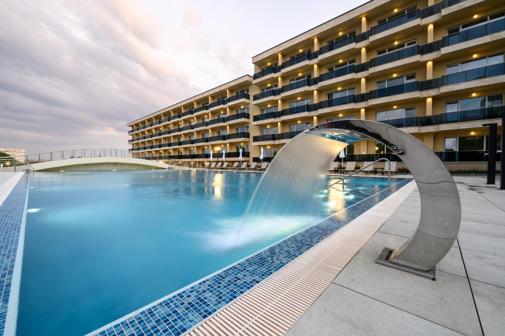 Empire Balneo & Spa Hotel Hisarea Exterior foto