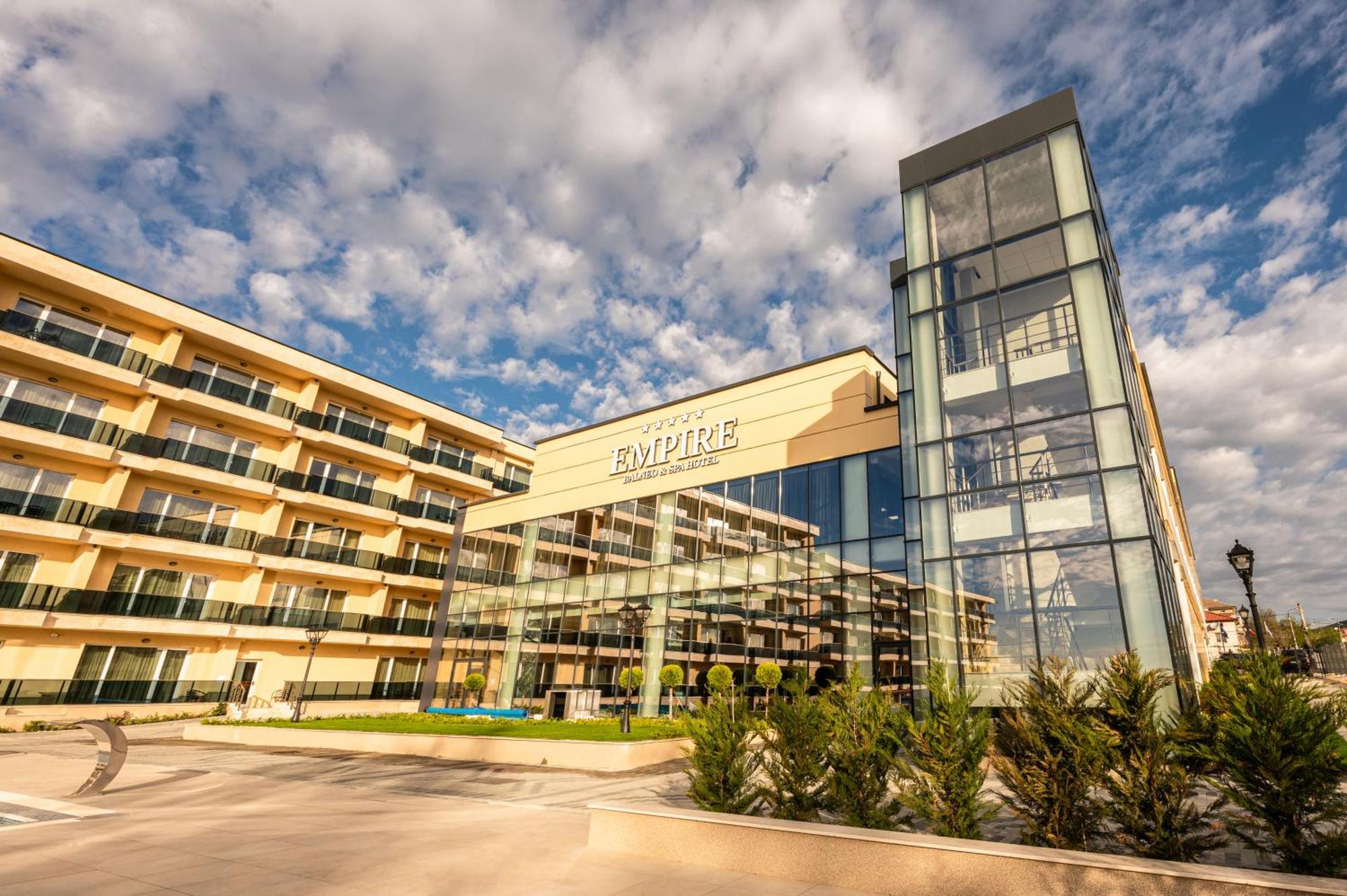 Empire Balneo & Spa Hotel Hisarea Exterior foto